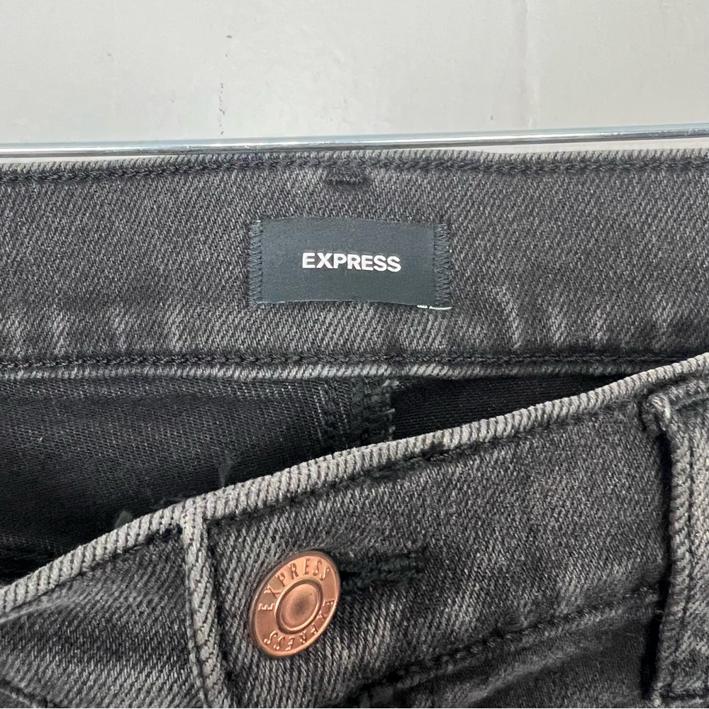 Express Skyscraper Mid Rise Hyper Sculpt Hyper Stretch Jeans Size 12S Short Grey - Picture 2 of 7